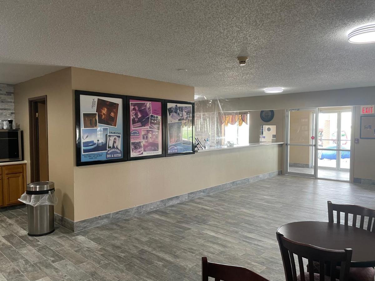 Designer Inn And Suites Toledo Exteriör bild